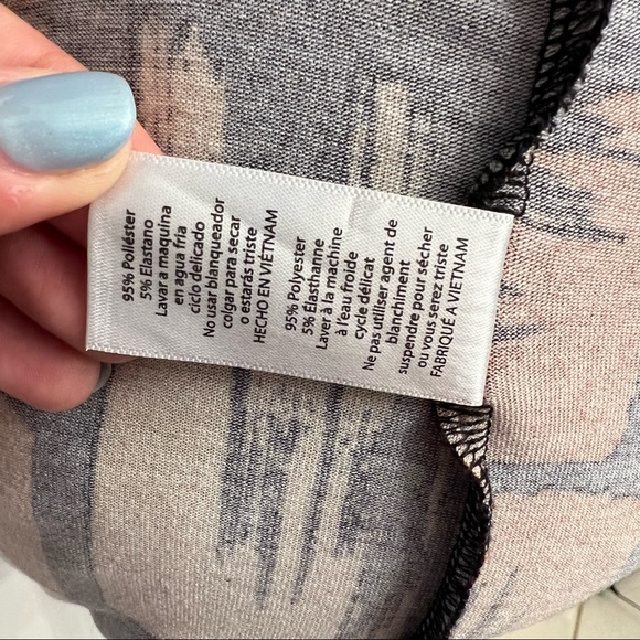 LuLaRoe Julia 363 Black with Yellow & Red Print, XS, EUC - Picture 6 of 6